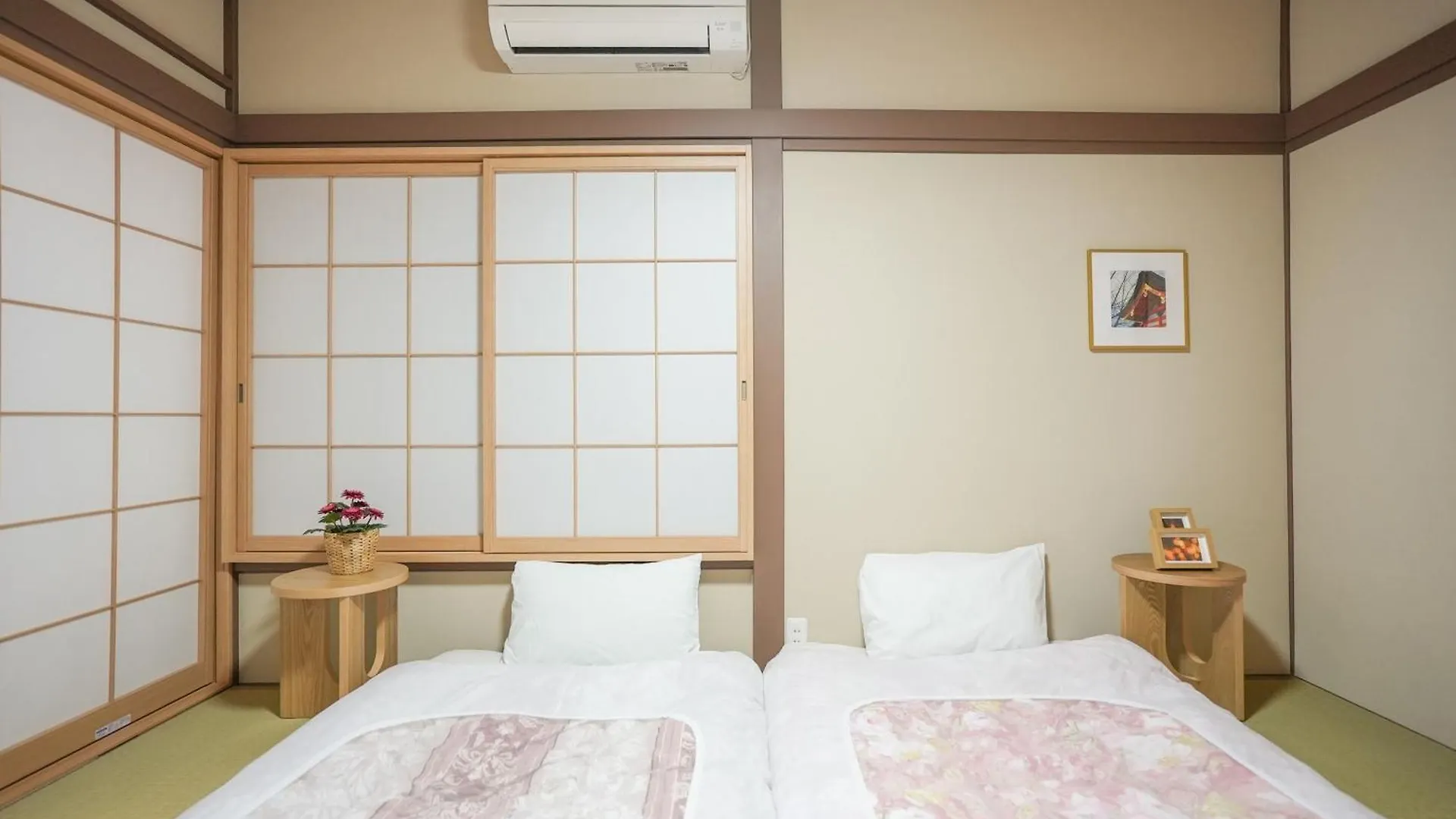 Asakusa 5 Chome Kazenoitsu Home Tokyo Villa